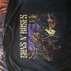 SOLD Guns N' Roses shirt